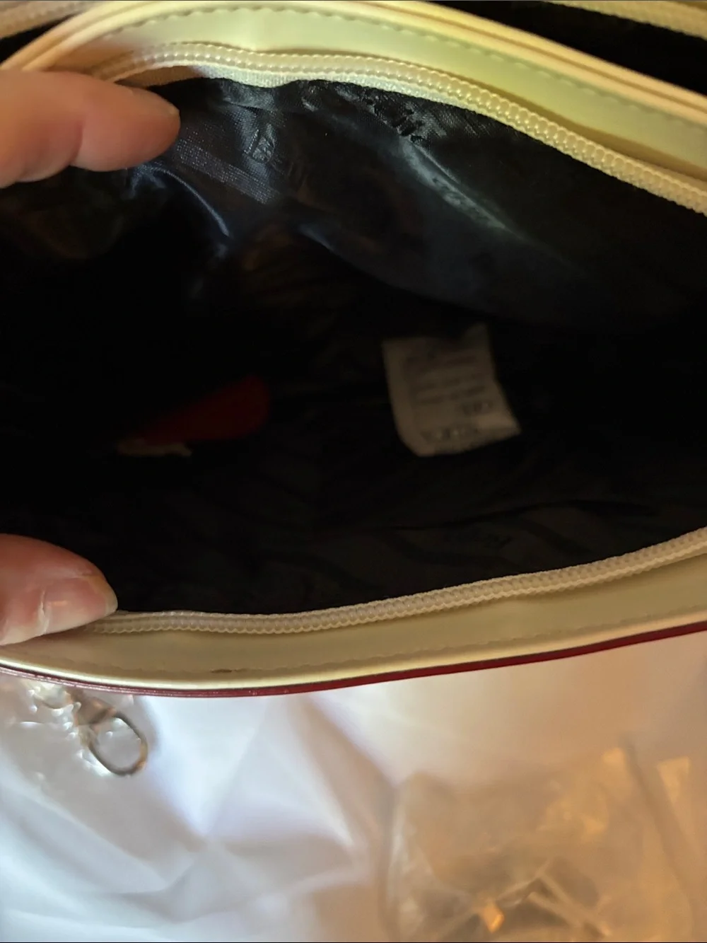 Beijo Red Patent vinyl clutch/shoulder bag Y2K